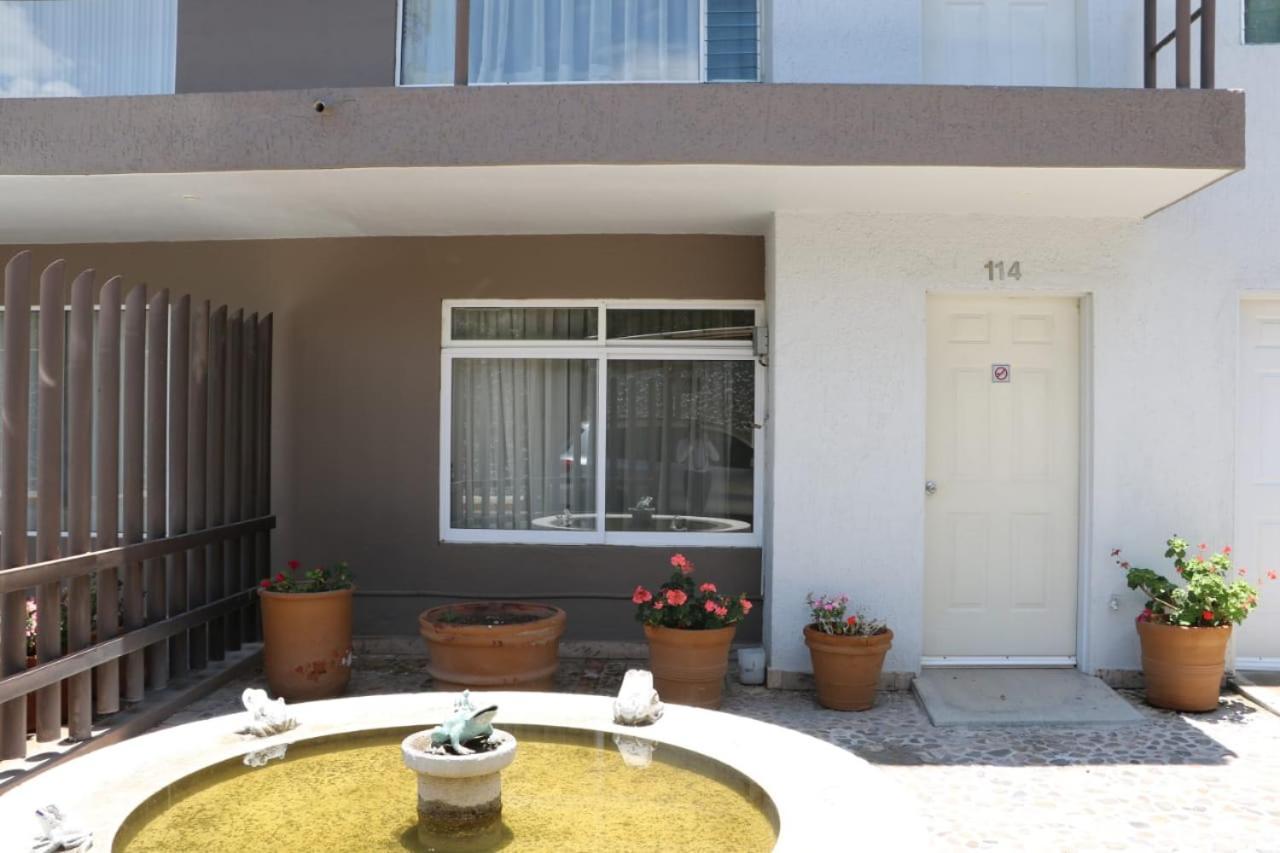 Cypres Hotel & Suites Zapopan Bagian luar foto
