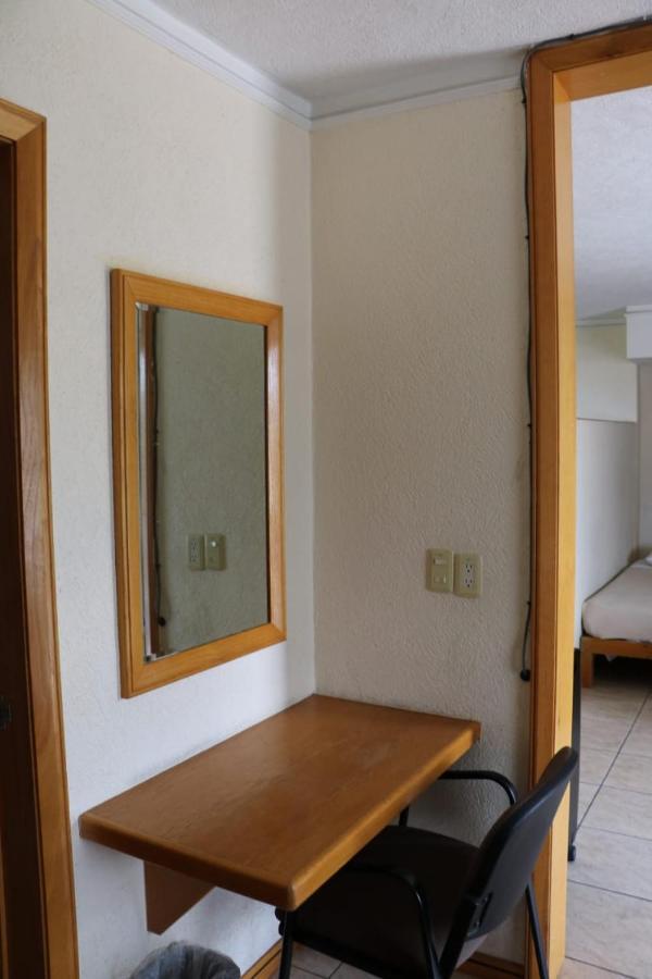 Cypres Hotel & Suites Zapopan Bagian luar foto