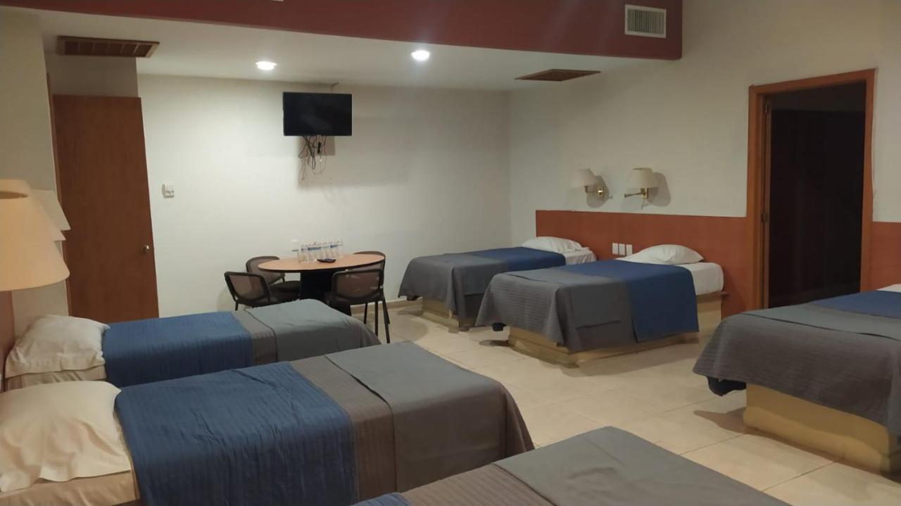 Cypres Hotel & Suites Zapopan Bagian luar foto