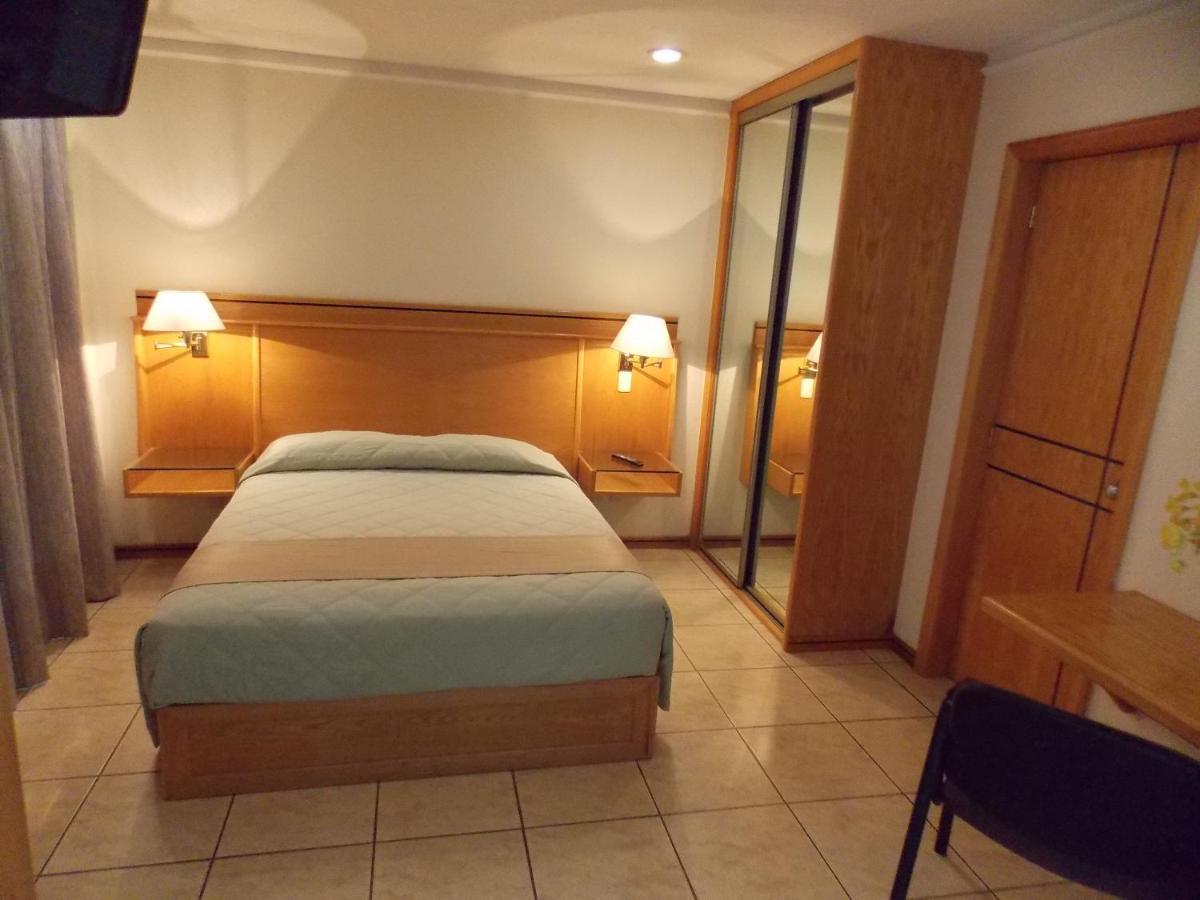 Cypres Hotel & Suites Zapopan Bagian luar foto